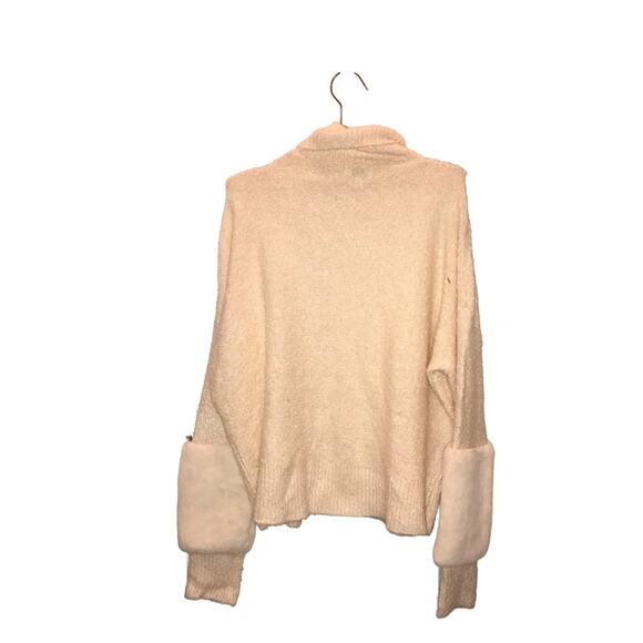 Umgee USA Turtle Neck Drop Off Shoulder Sweater fur on sleeves Small - Picture 2 of 7